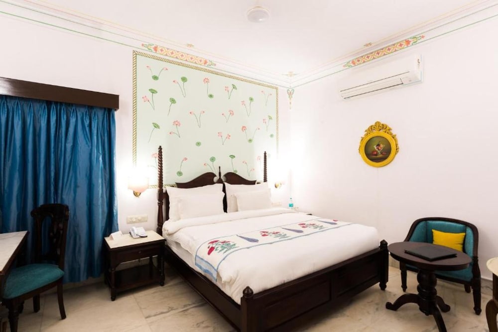 Premium Room - Photo 8