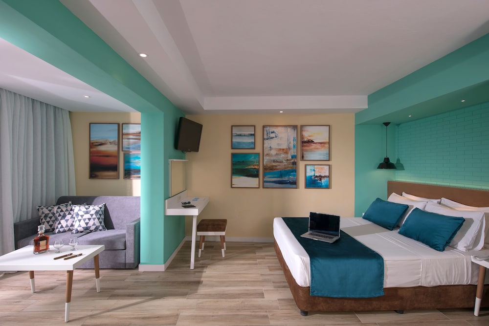 Double Room (Vintage) - Photo 2