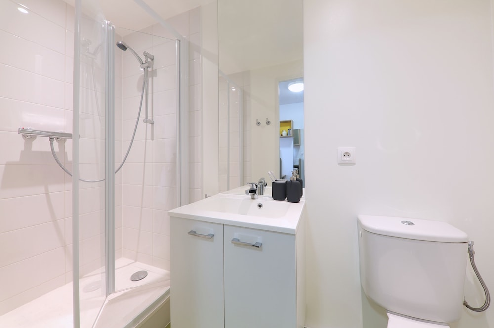 Standard Studio, 1 Twin Bed (1 Pax) photo 2