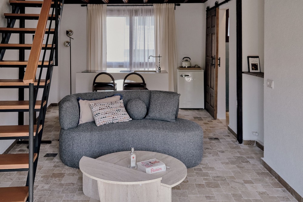 Superior Suite, City View