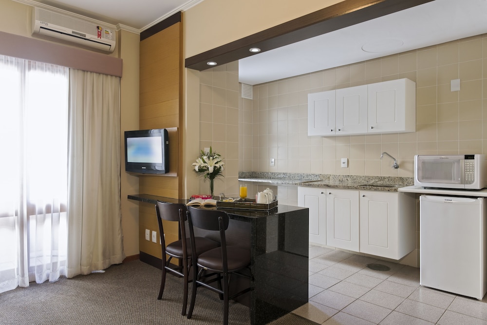 Deluxe Twin Room - Photo 3