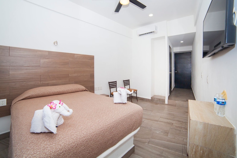 Basic Double or Twin Room photo 3