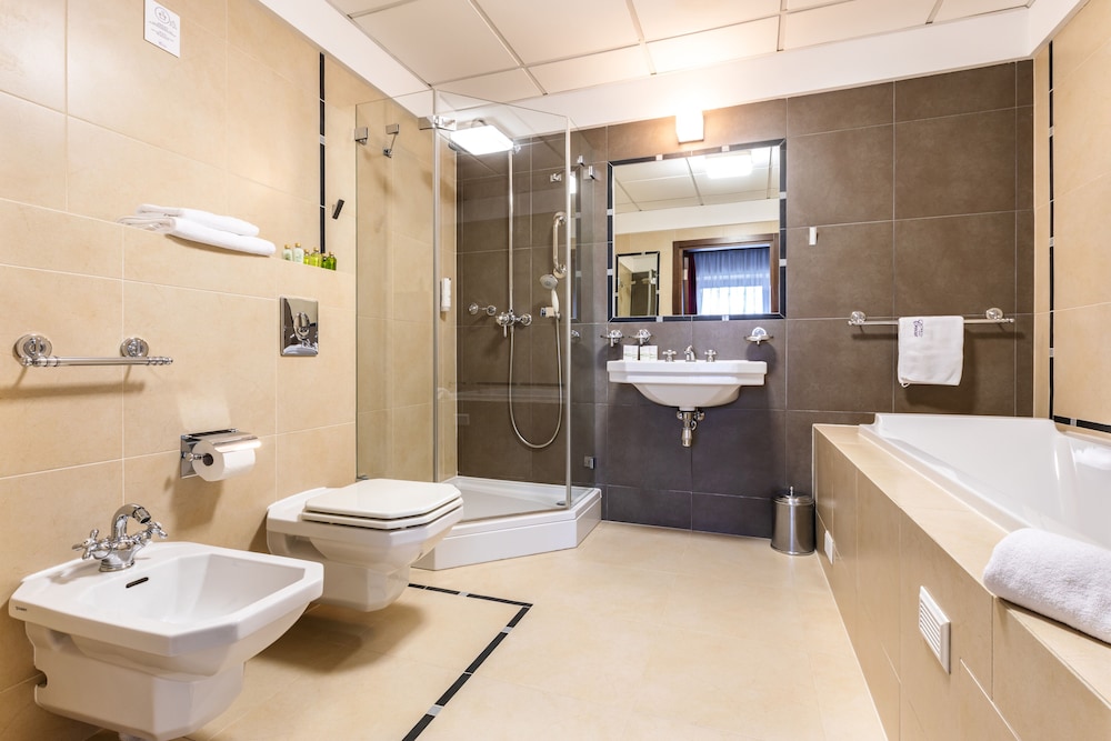 Presidential Apartment photo 3
