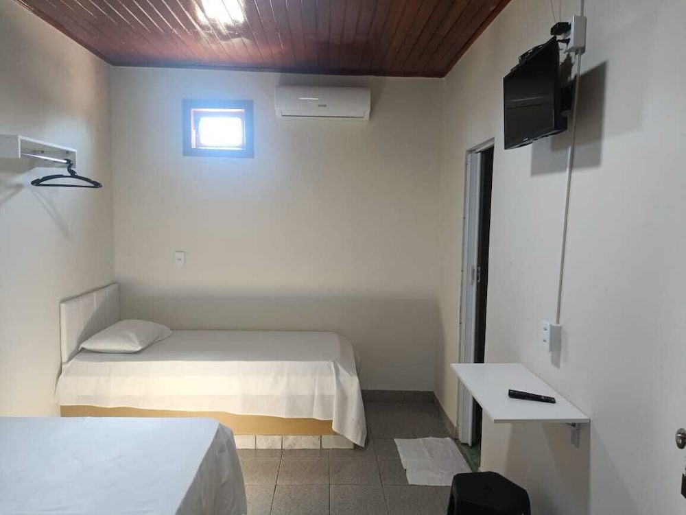Basic Room, 2 Twin Beds, Accessible, Non Smoking photo 1