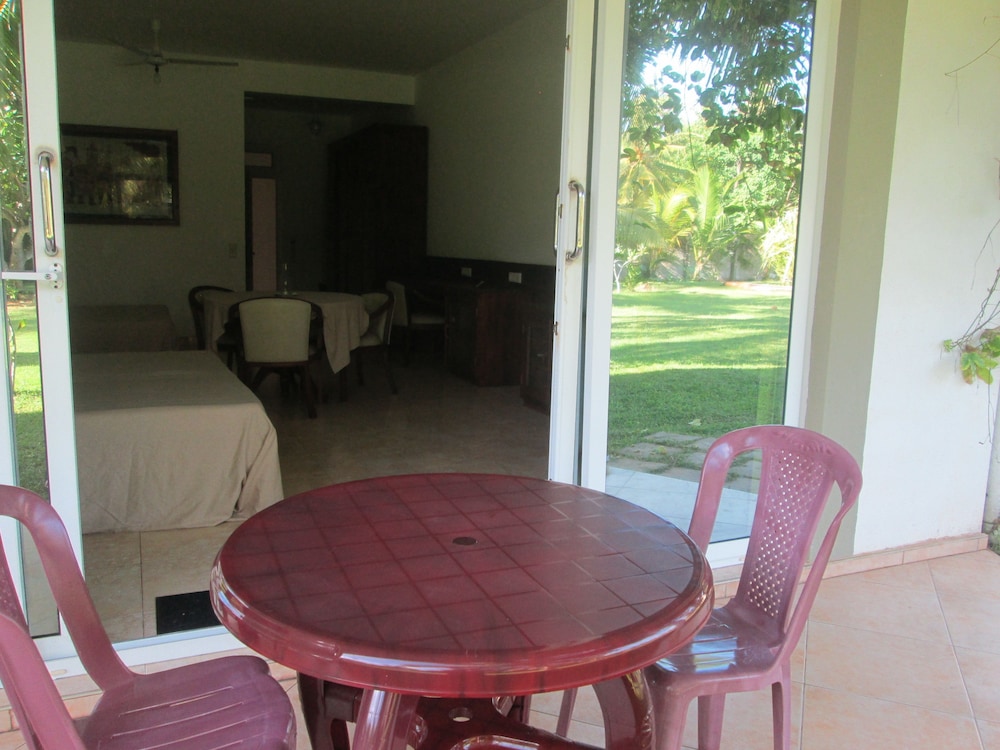 Family Room, Terrace photo 1