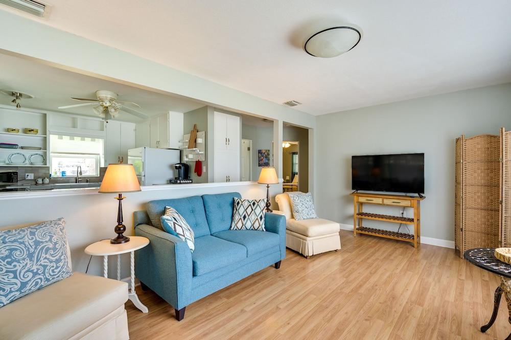 House (2 Bedrooms) photo 1