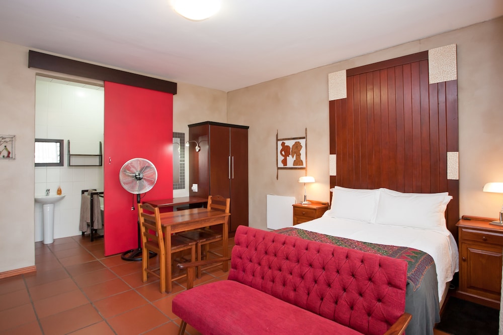 Double Self-Catering photo 3