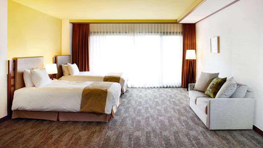 Suite, Multiple Beds (Slope View) - Photo 4