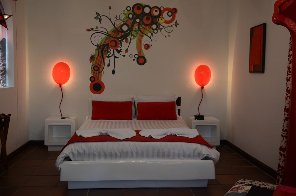 Single Suite Special