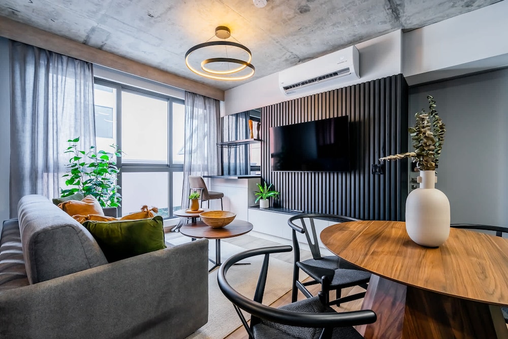 Apartment photo 1