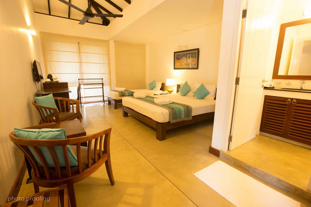 Deluxe Triple Room photo 2