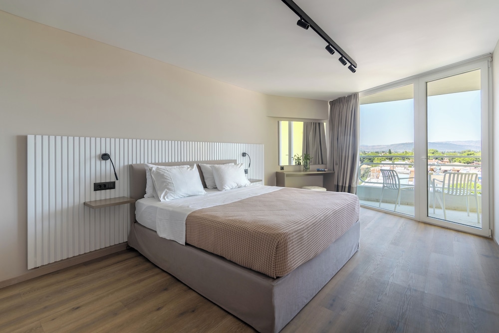 Double Room, Partial Sea View photo 1