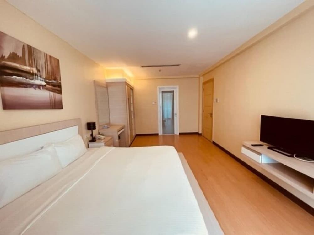 Apartment, 3 Bedrooms photo 2