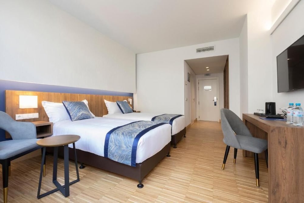 Double Room - Photo 8