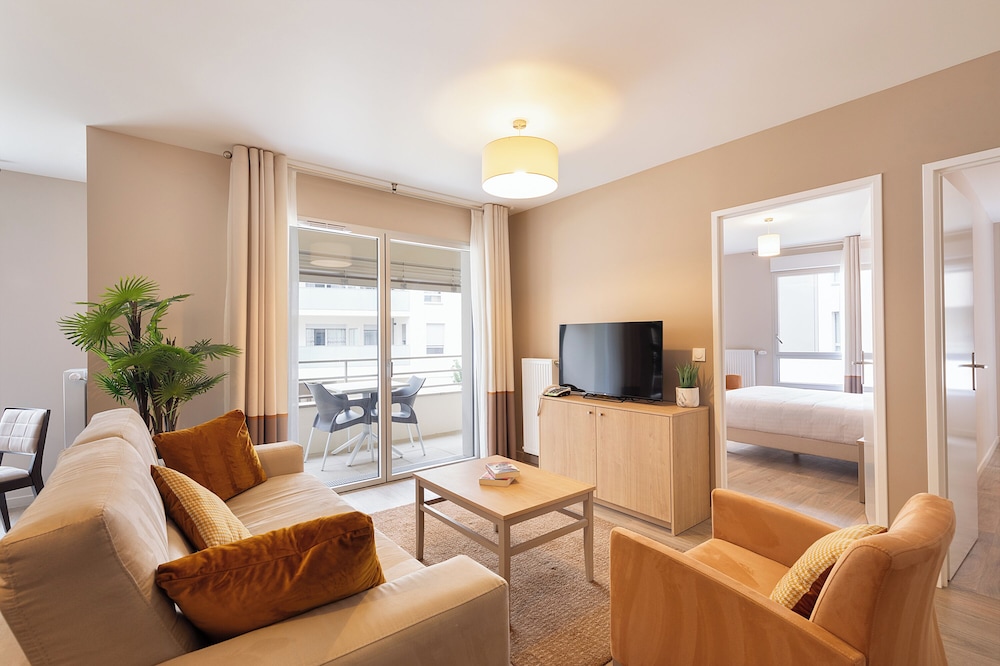 Apartment - Photo 4