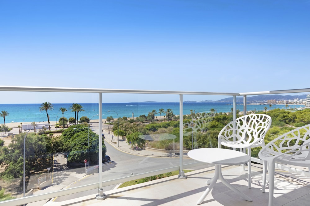 Double Room, Balcony, Sea View photo 2