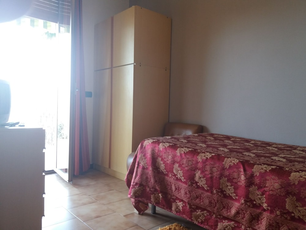 Standard Single Room photo 3