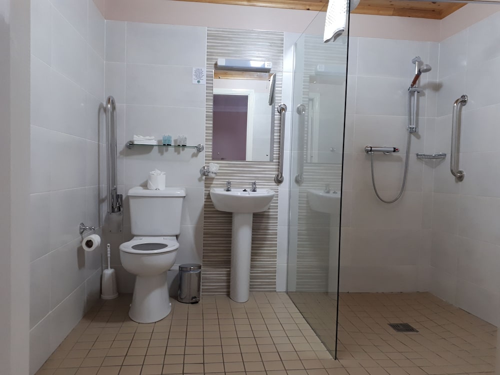 Double Or Triple Room - Courtyard photo 3