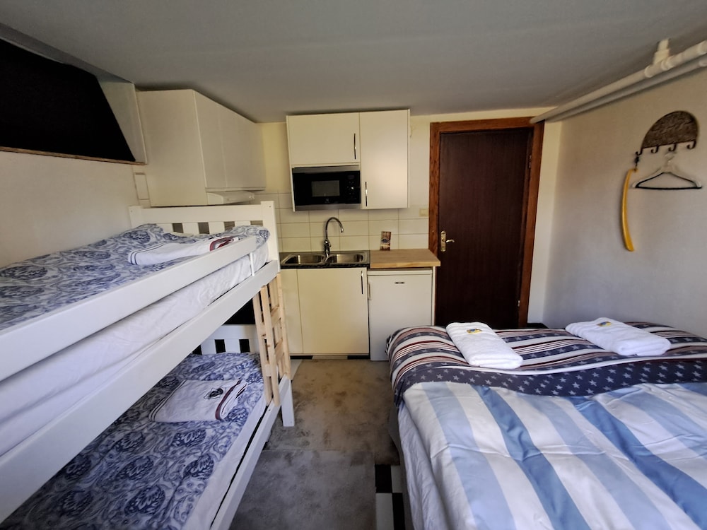 Family Quadruple Room, Allergy Friendly photo 3