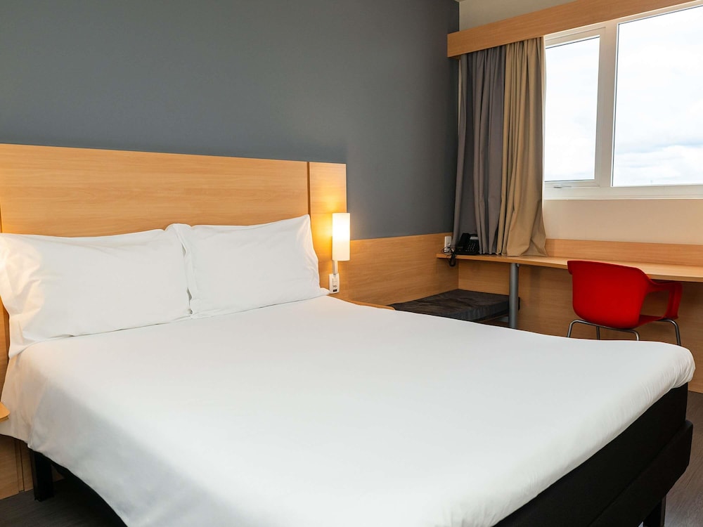 Room, 1 Double Bed, Accessible photo 2