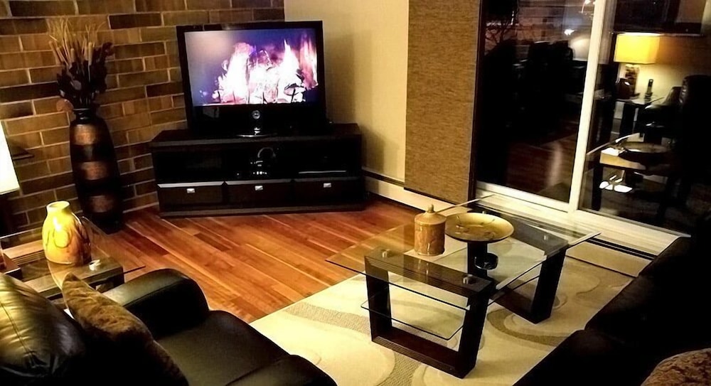 Condo, 1 Bedroom (Uptown 1BSS)