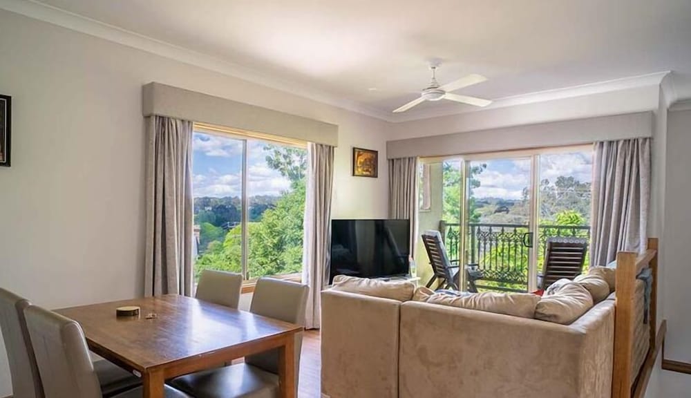 Amble Over Suite photo 3