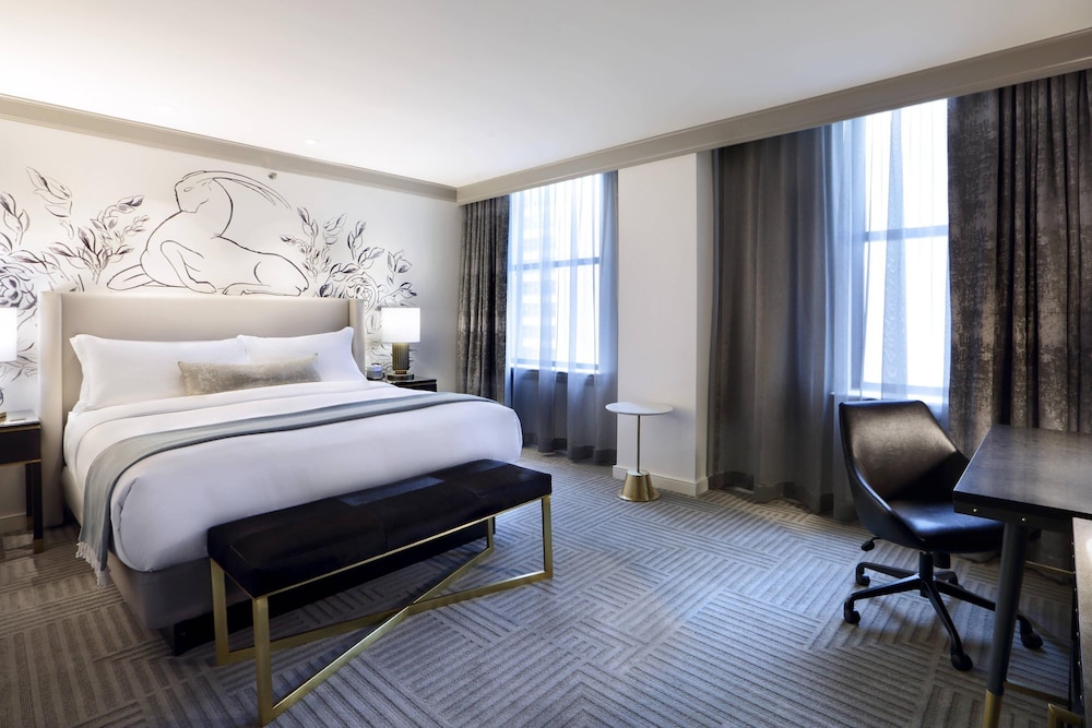 Deluxe Room, 1 King Bed - Photo 6