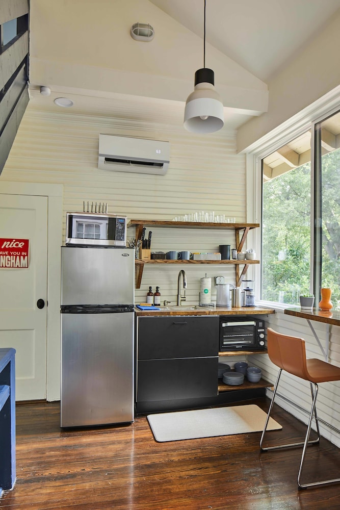 Charles on 11th - Beautifully Restored Historic Southside Home Walkable Perfect for Groups, Billede 18