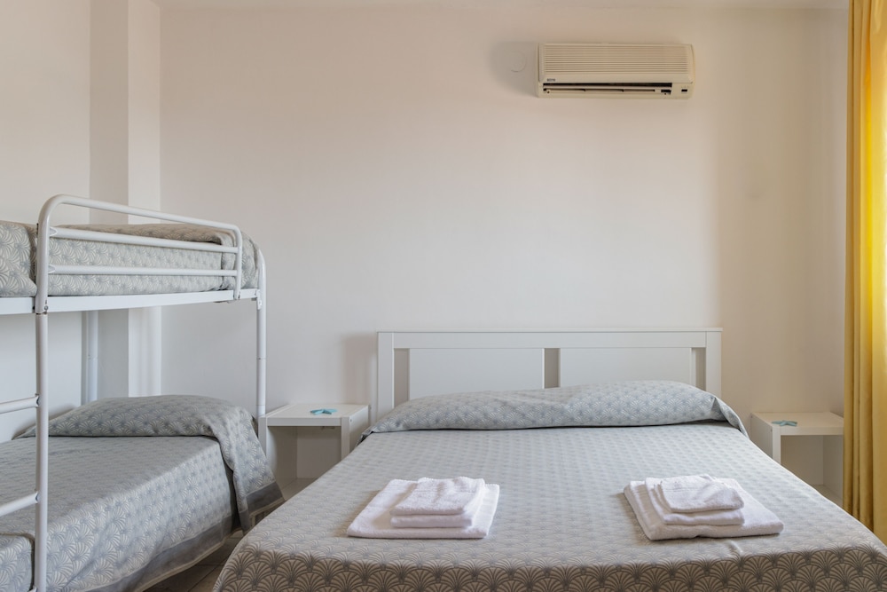 Quadruple Room photo 1
