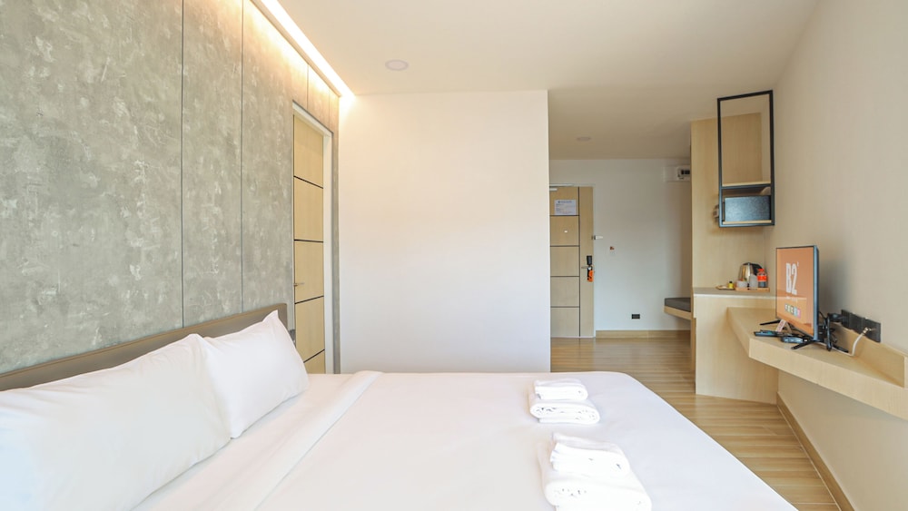 Deluxe Premier Room - Photo 8