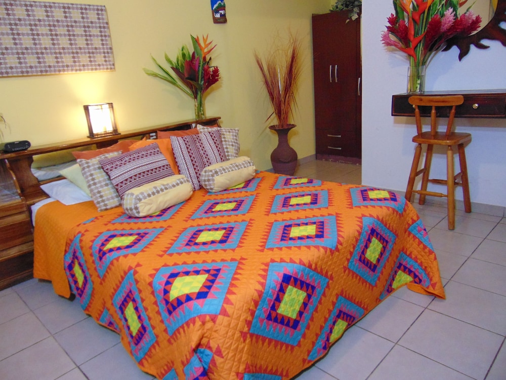 Standard Room, 1 Bedroom - Photo 1