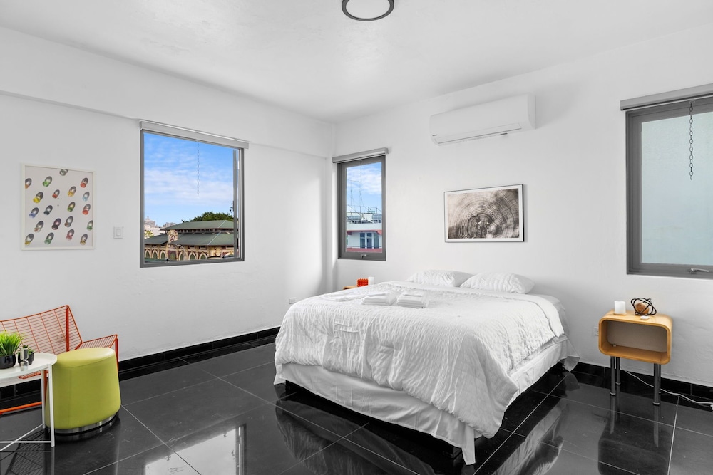 Deluxe Studio, City View