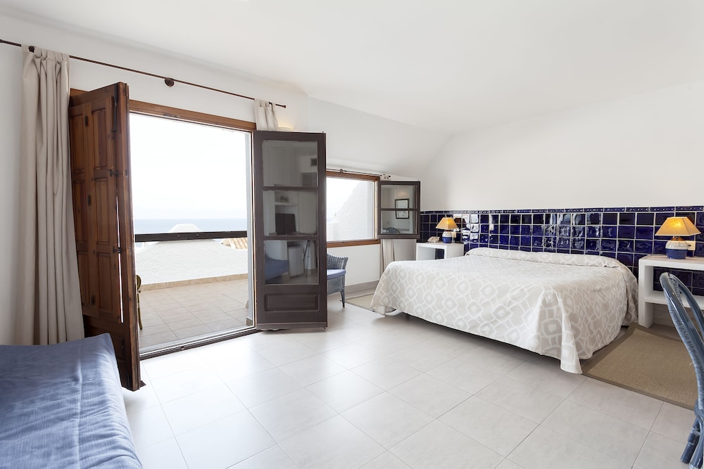 Double or Twin Room (Annex OR Main Building) photo 3