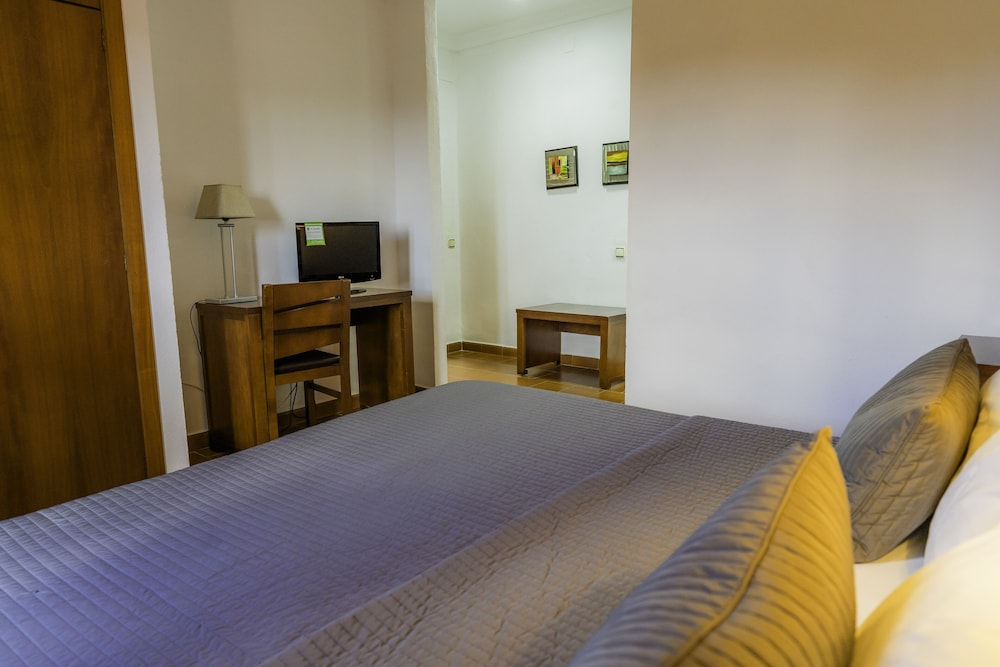 Double Room Single Use - Photo 5