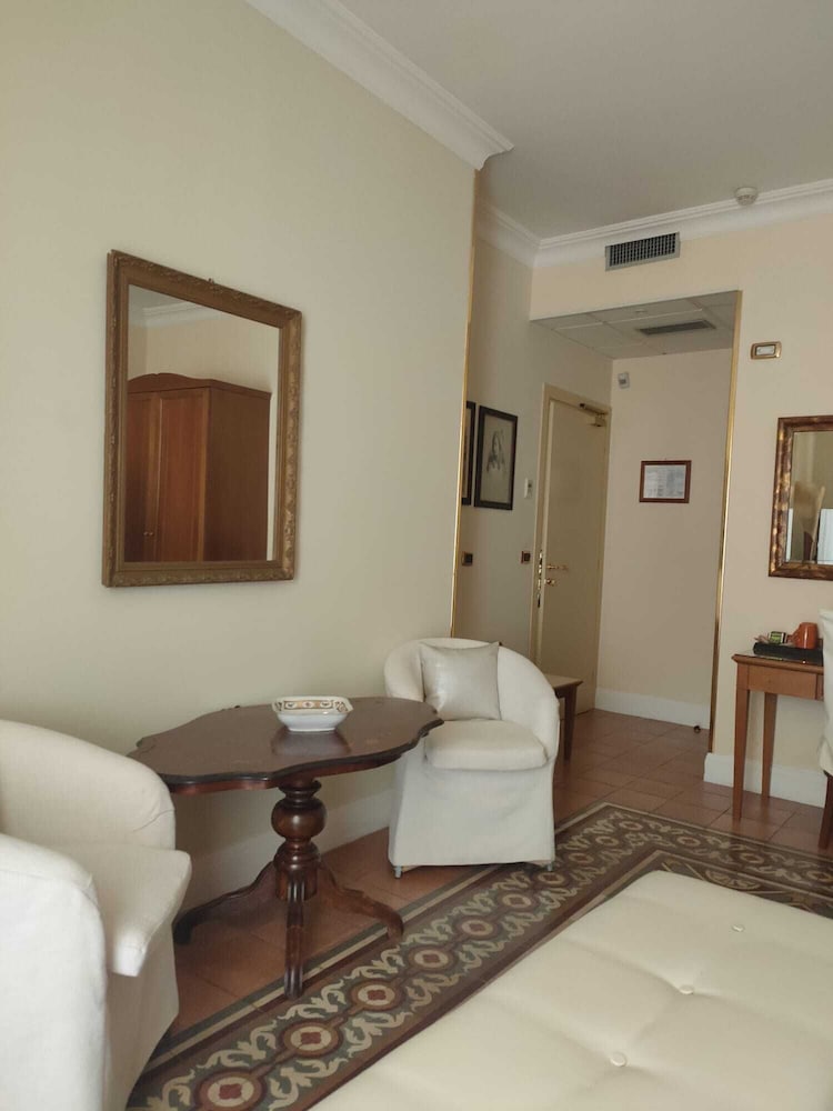 Junior Suite - Photo 5
