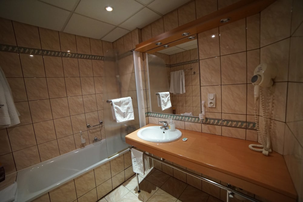 Grand Double Room photo 2