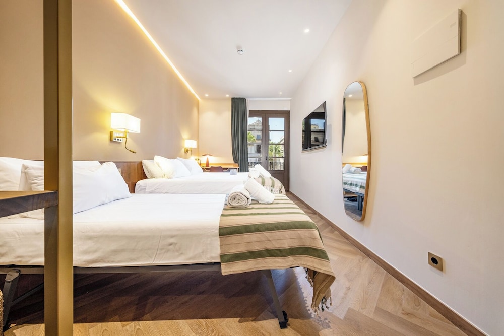 Superior Room, Balcony, City View photo 3