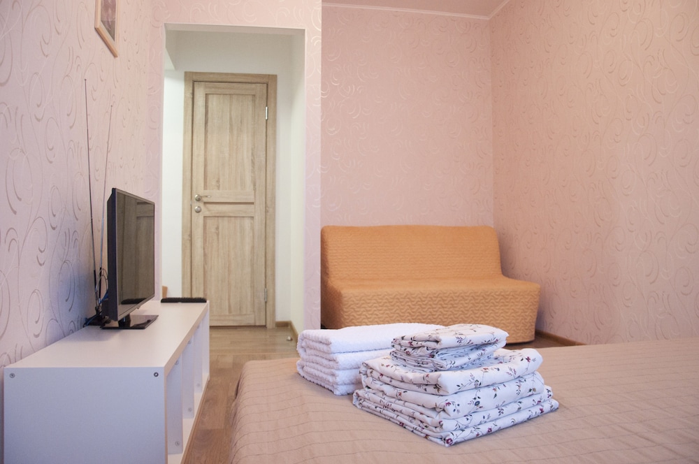 Apartment, 1 Bedroom (Mikhail Kulagin st. 35) photo 1