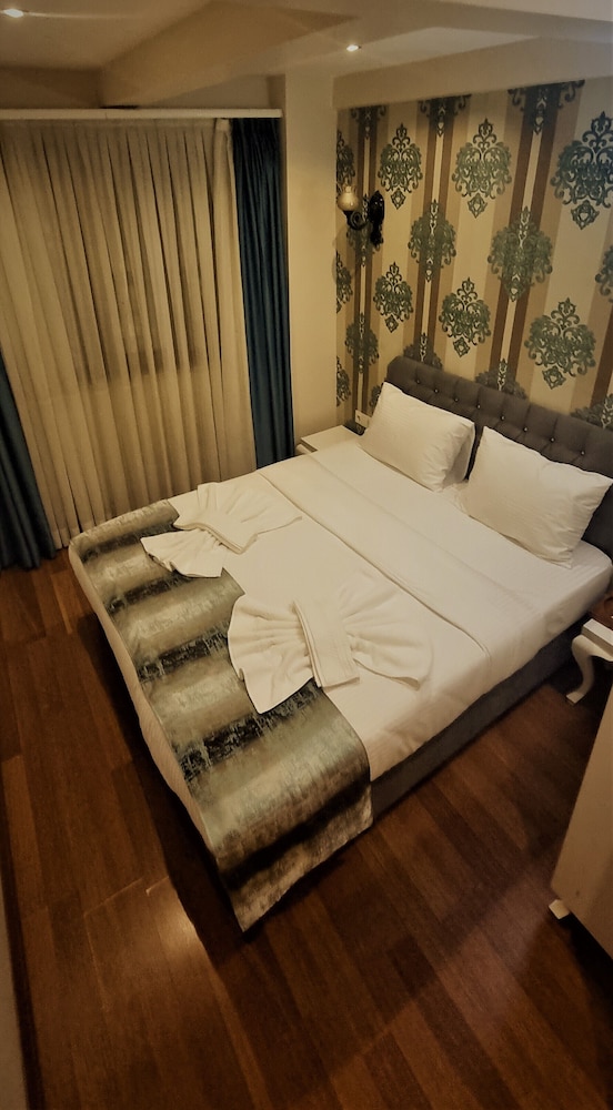 Standard Double Room, City View photo 1