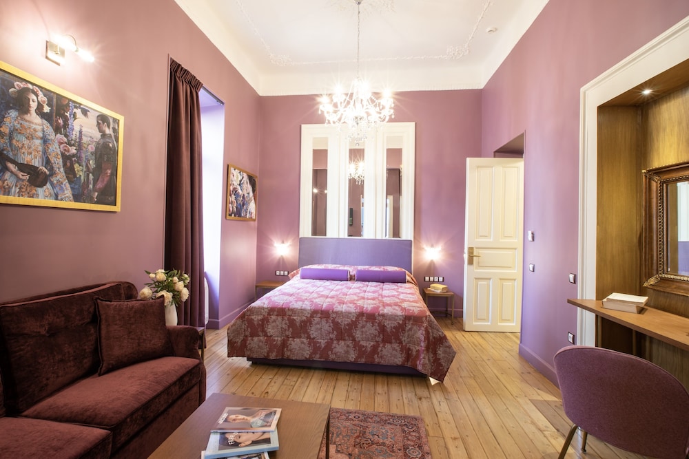 Junior Studio Suite, City View (Princess Suite) photo 2