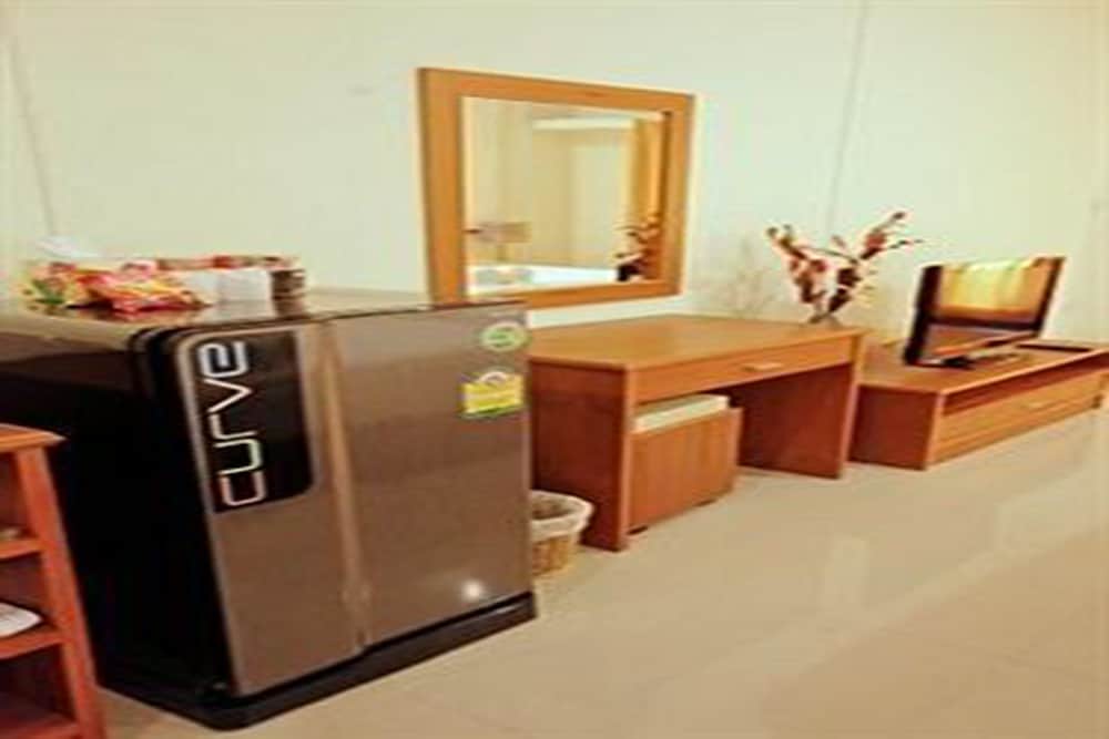 Superior Room, 1 King Bed - Photo 1