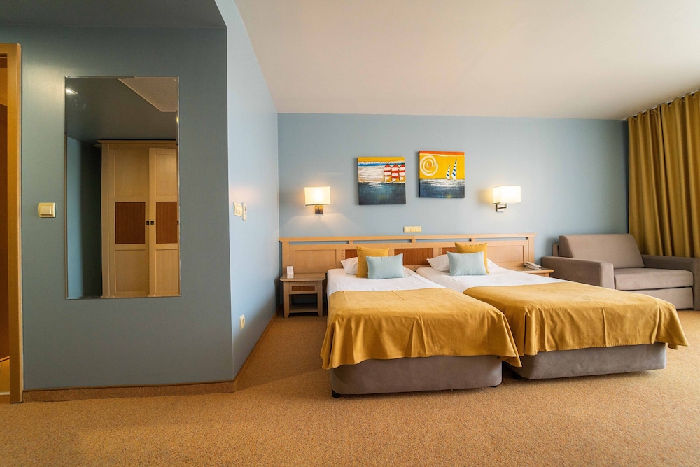 Standard Double Room, Park View