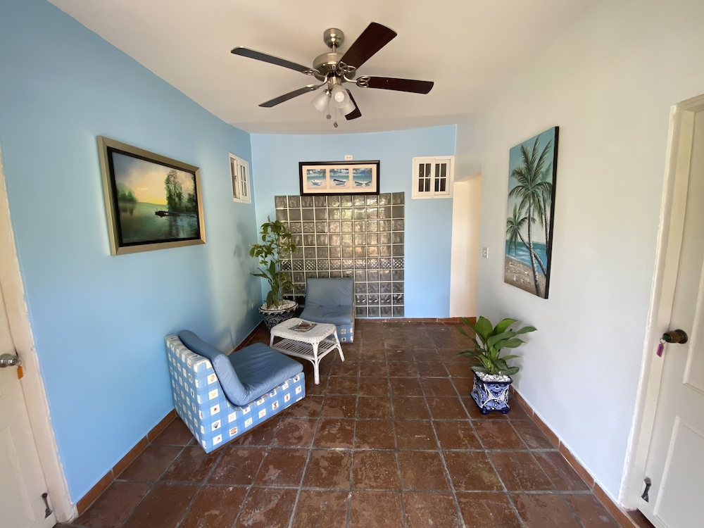 Economy Triple Room, Private Bathroom, Garden View photo 3