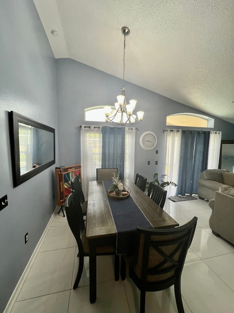 Residential Westbury 4BR Pool Home Near Disney Parks, Bilde 8