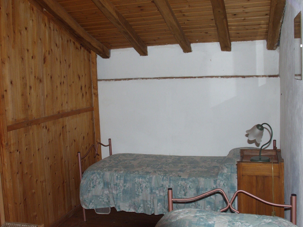 Apartment (Rosso)