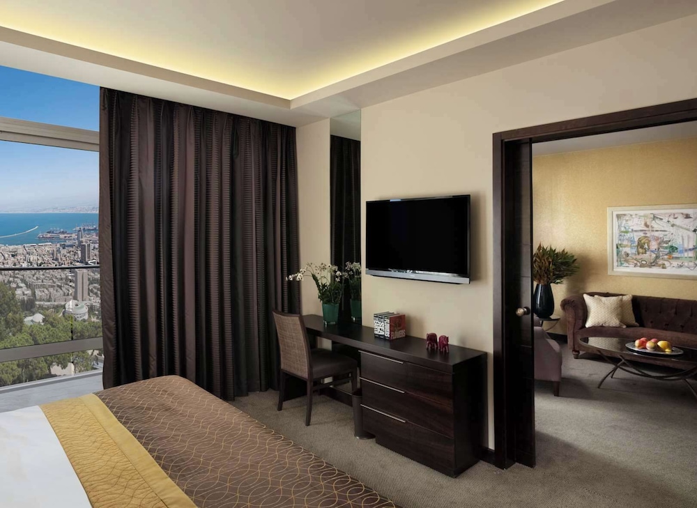 Executive suite