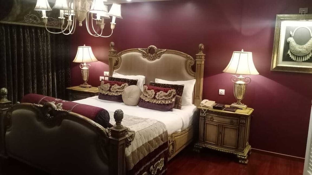 Imperial Suite