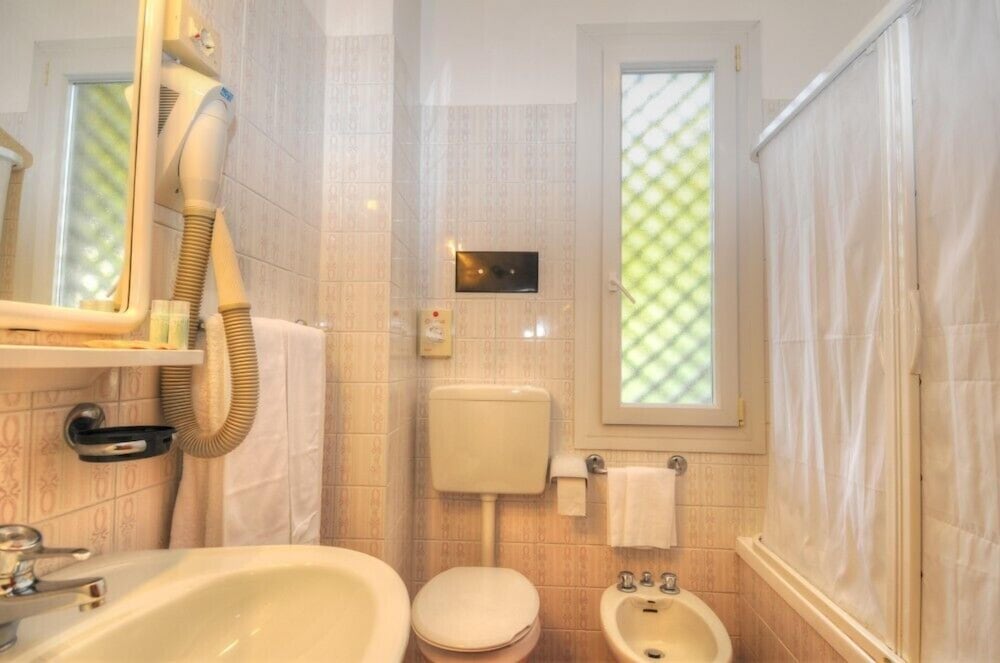Comfort Double Room, 1 Double Bed photo 3
