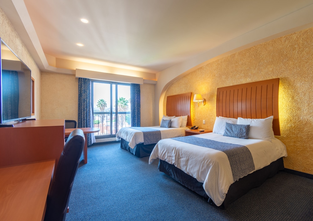 Junior Room, 2 Double Beds photo 1