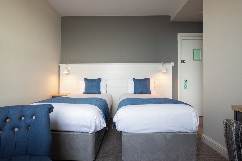 Superior Twin Room photo 3